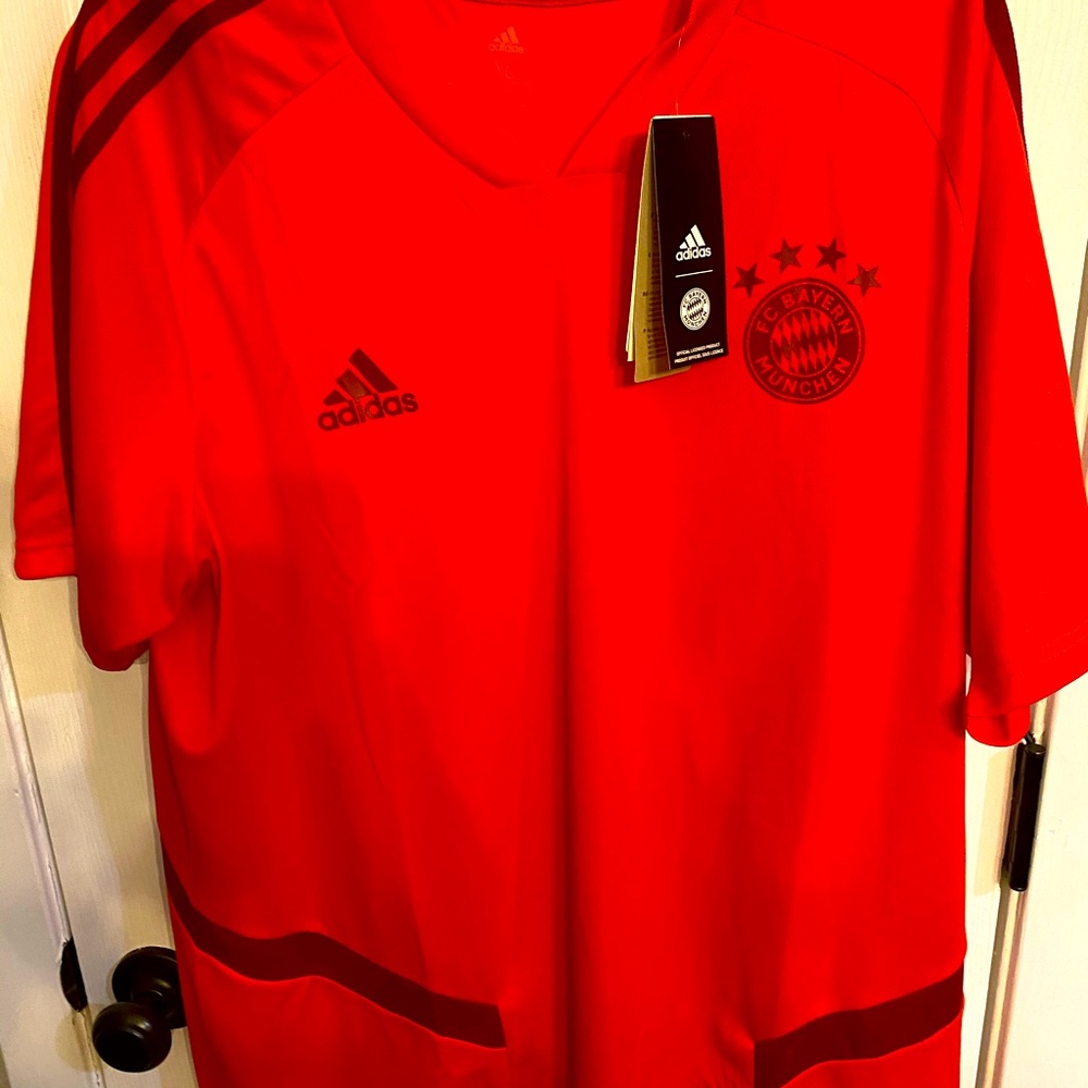 Adidas FC Bayern jersey XL